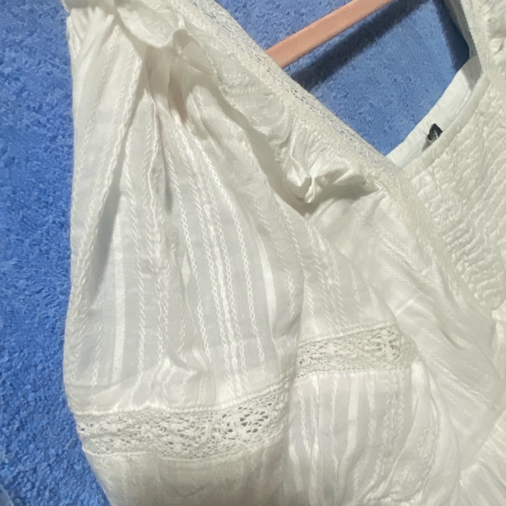 American EAGLE Blouse Color White Size L - Picture 4 of 9